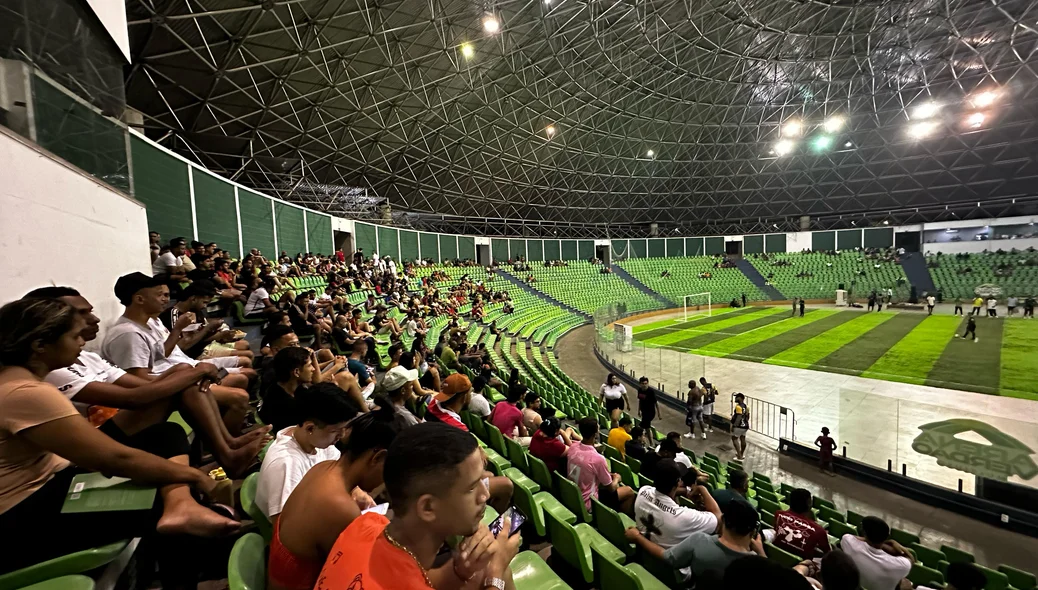Torcida presente no evento de x1