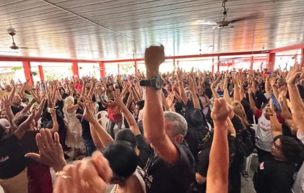 Trabalhadores da educação do estado em greve