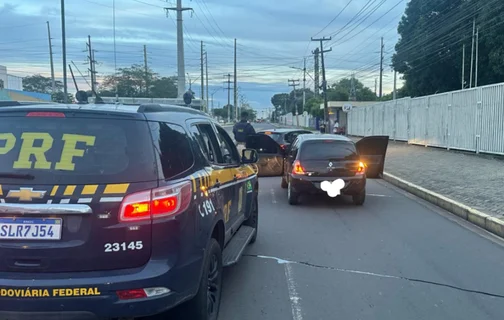 Três menores são apreendidos por roubo