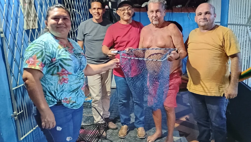 A entrega das armadilhas é fruto de uma ação da prefeitura,