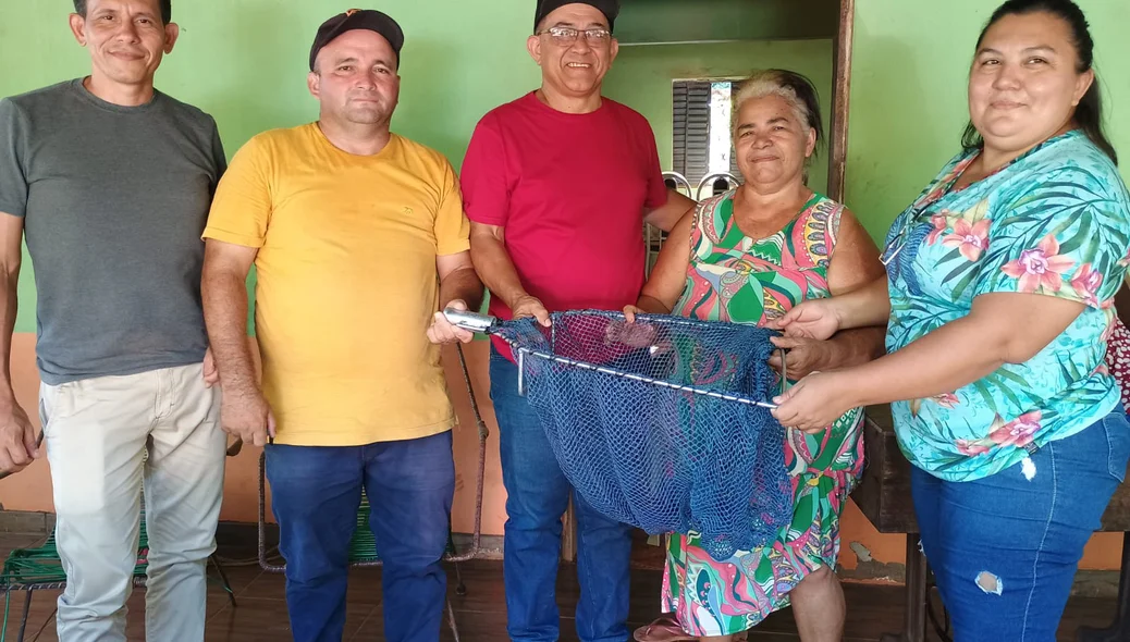 A entrega foi realizada nesse domingo (13)