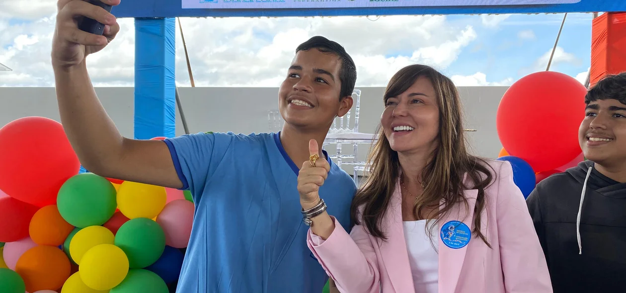 A prefeita de Esperantina esteve no evento