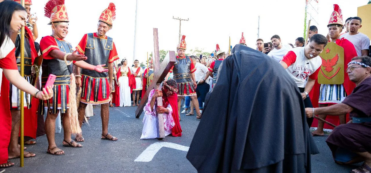 A Via-Sacra é um convite à oração