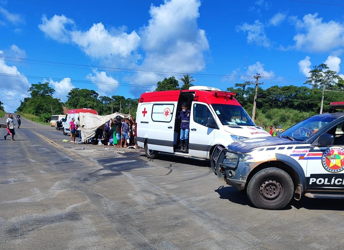 Acidente na BR 226 em Caxias deixou oito pessoas feridas