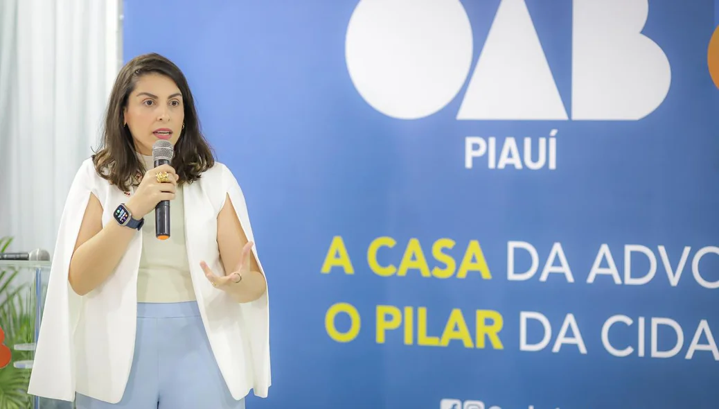 Advogada Naiara Moraes