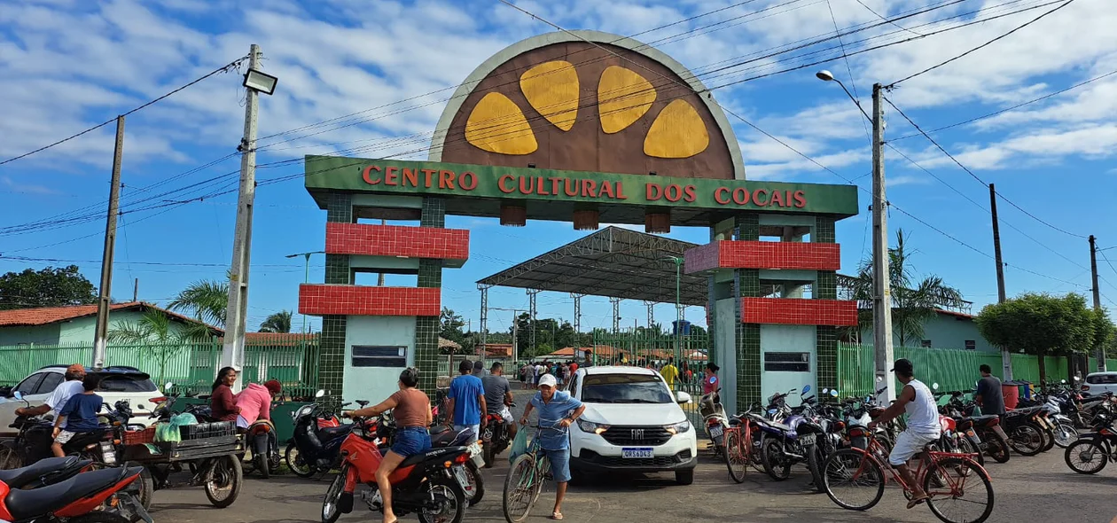 Alimento foi distribuído a mais de 100 famílias da zona rural e urbana do município