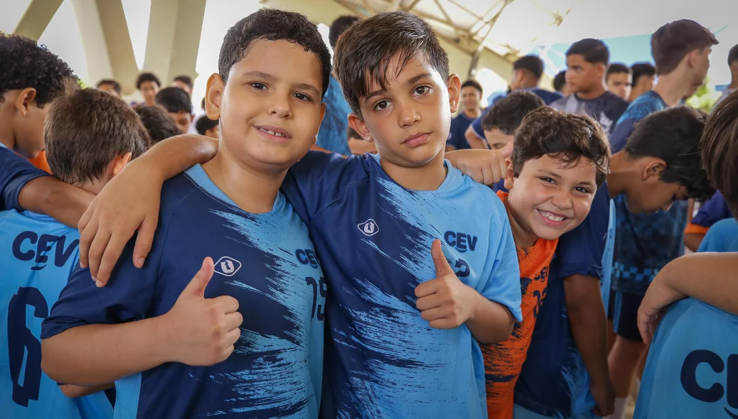 Alunos participam da abertura das Olimpíadas Escolares 2025