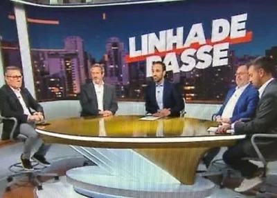 Apresentadores do programa Linha de Passe
