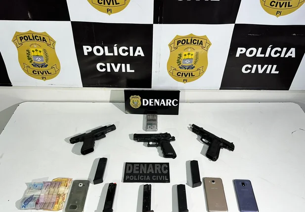 Armas de fogo apreendidas pelo DENARC durante operação