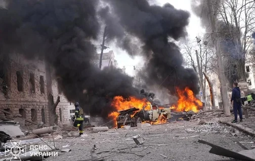 Ataques russos deixam ao menos 32 mortos na Ucrânia