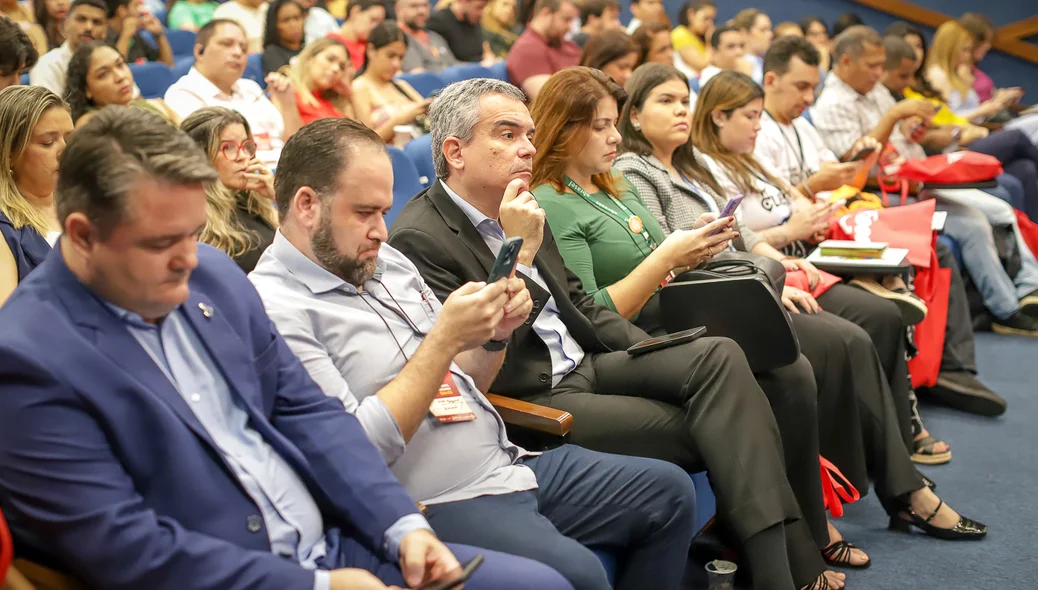 Autoridades participaram do evento