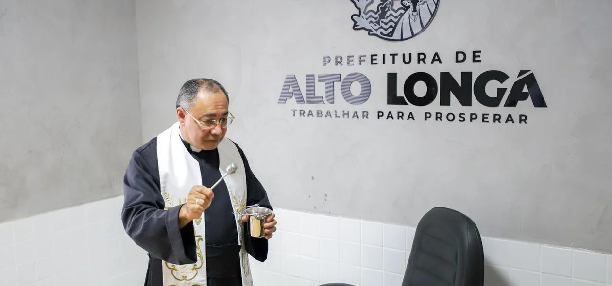 Bênção dos escritórios da Prefeitura de Alto Longá