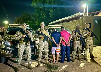 BEPI realiza prisão de dupla com drogas e armas