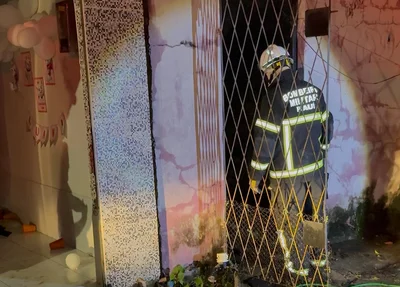 Bombeiros apagaram o fogo na residência