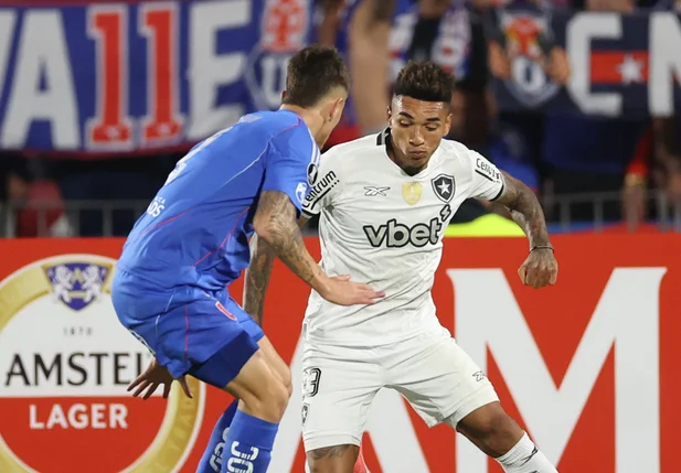 Botafogo perde para a Universidad de Chile em estreia na Libertadores