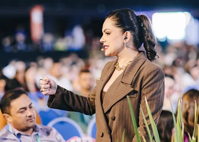 Carine Paiva comanda 2º dia do evento com foco em gestão e empreendedorismo