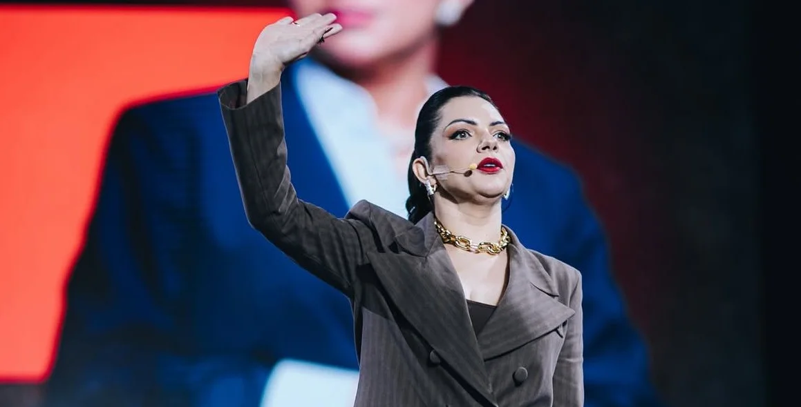 Carine Paiva, idealizadora da A Nova Era