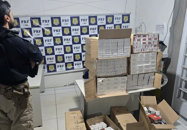 Cigarros contrabandeados apreendidos pela PRF