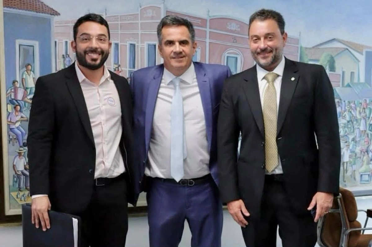 Ciro Nogueira em reunião com prefeitos em Brasília