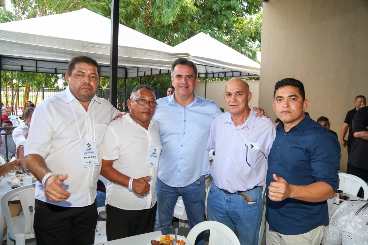 Ciro Nogueira se reuniu com vereadores nesta quinta-feira