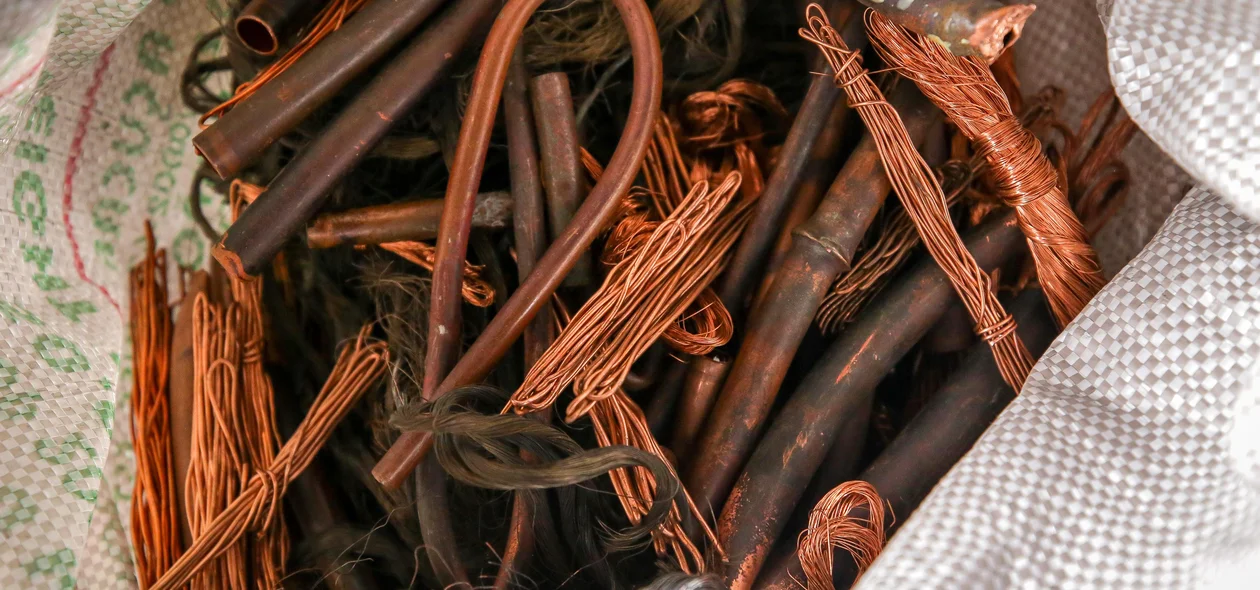 Cobre encontrado em sucata