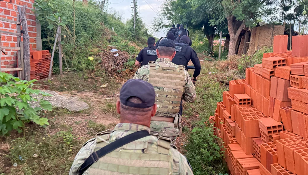 Cumprimento de mandados na Operação DRACO 210
