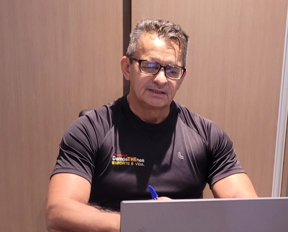 Demóstenes Ribeiro