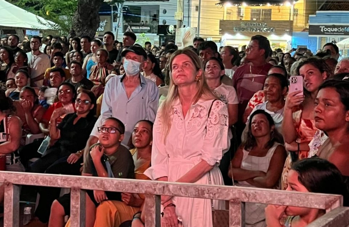 Deputada Gracinha Moraes prestigiando o evento
