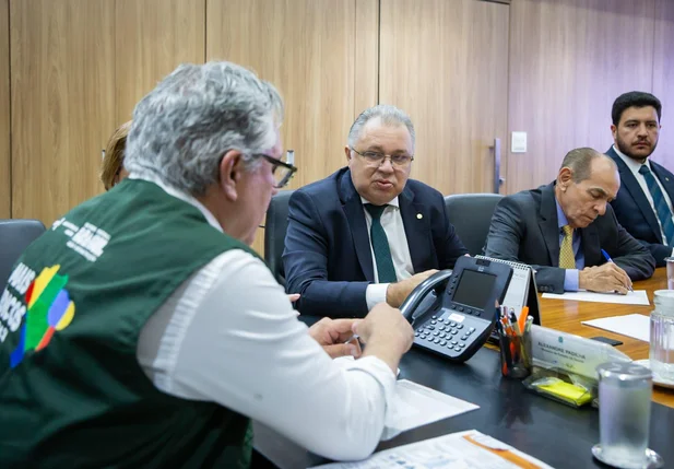 Deputado Florentino Neto se reuniu com ministro da Saúde para tratar do Hospital São Marcus