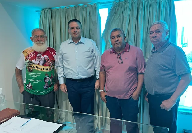 Deputado Gessivaldo Isaías se reúne com radialistas para discutir melhorias para a categoria no Piauí