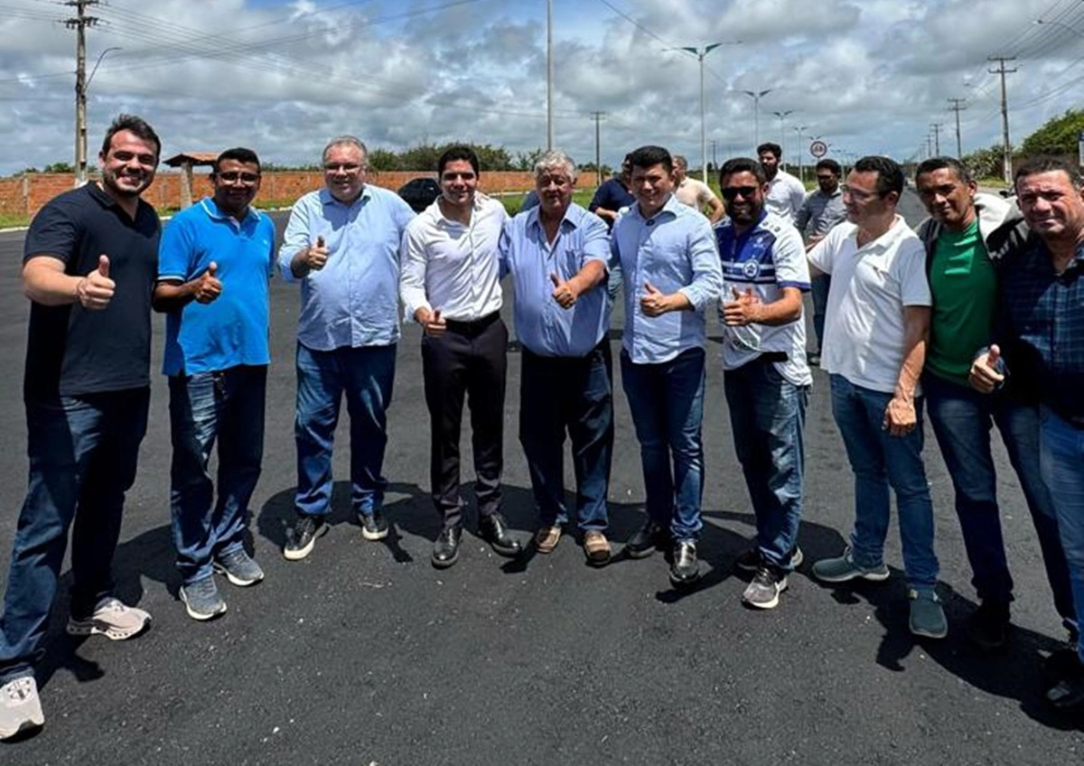 Deputado Rubens Vieira acompanha obra de recapeamento asfáltico do Rodoanel de Parnaíba