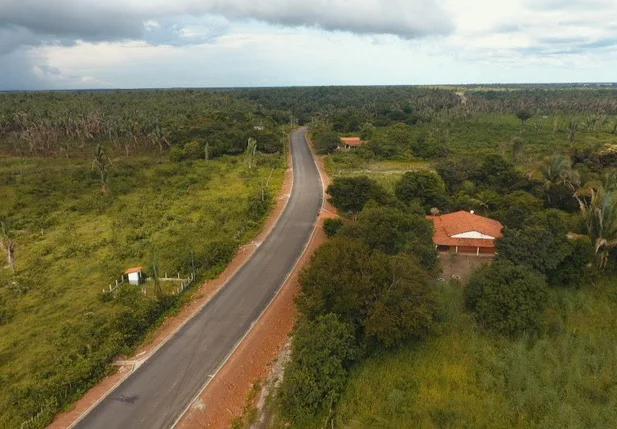 DER-PI já executou 80% da obra na BR-222 entre São João do Arraial e Matias Olímpio