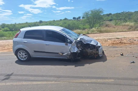 Diante do flagrante, os agentes deram voz de prisão ao motorista