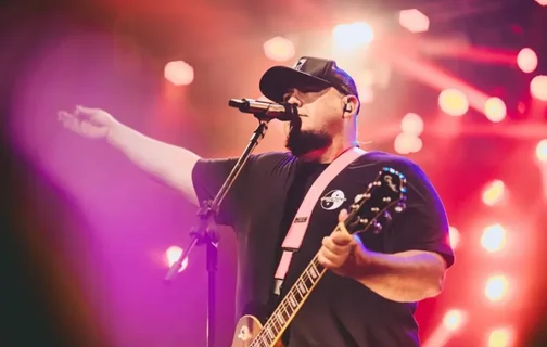 Digão, vocalista do Raimundos