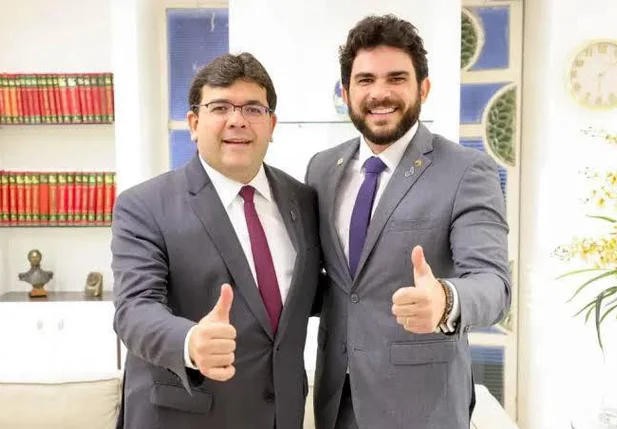 Dr. Marcus Vinícius com o governador Rafael Fonteles