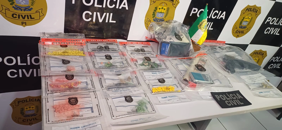 Drogas apreendidas durante operação Desmonte