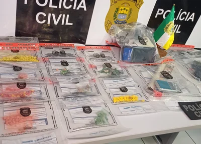 Drogas apreendidas durante operação Desmonte