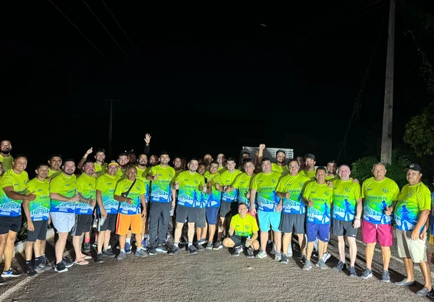 Eduardo Draga Alana participa da caminhada “Amigos da Fé” entre Aroazes e Santa Cruz dos Milagres