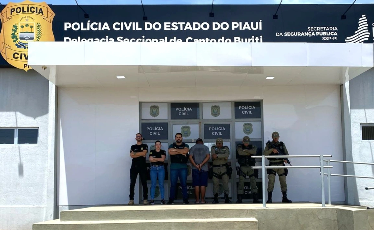 Equipes da Polícia Civil e Polícia Militar de Canto do Buriti