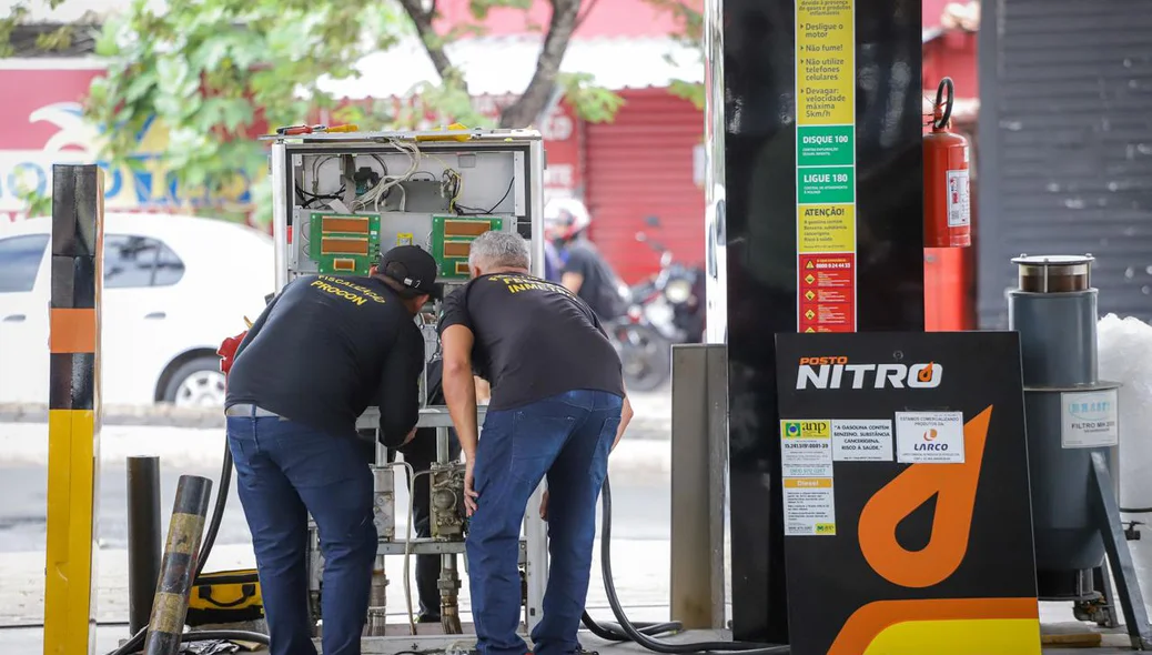 Fiscalização em posto de combustível