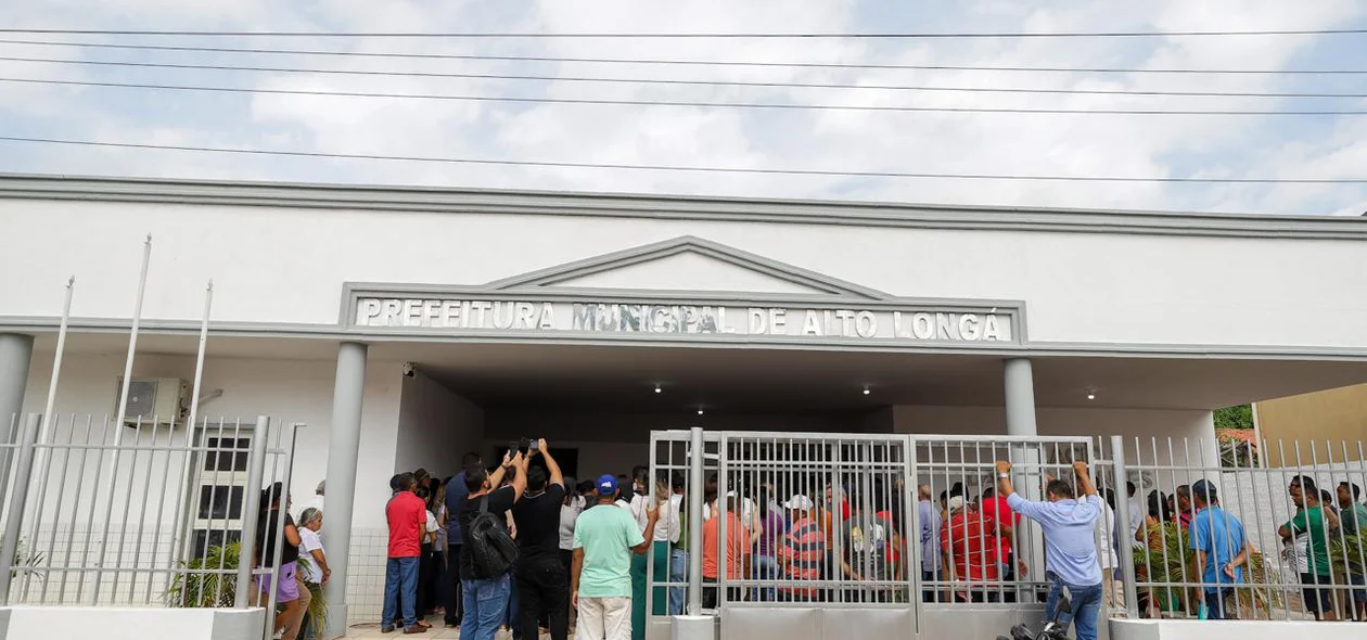 Frente da Prefeitura Municipal de Alto Longá