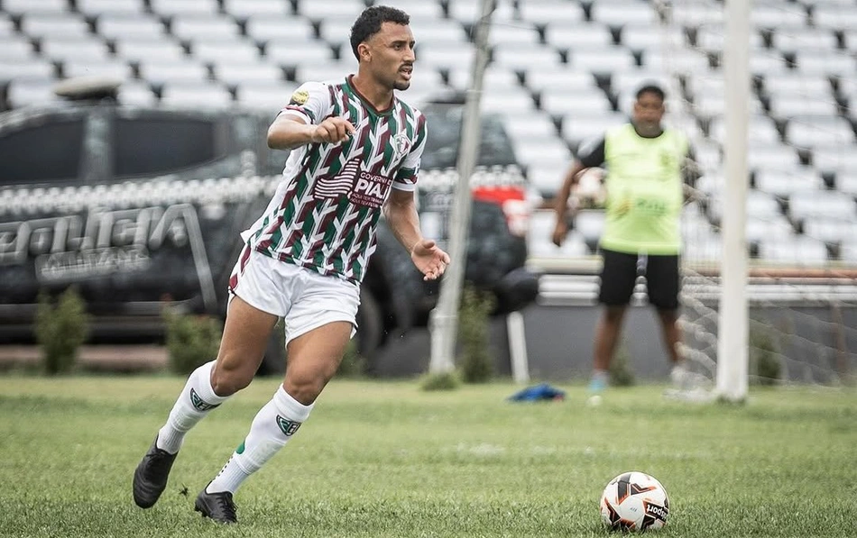Gabriel Biloca, zagueiro do Fluminense-PI