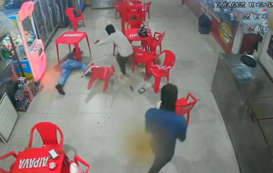 Homem é executado a tiros em lanchonete em  Minas Gerais