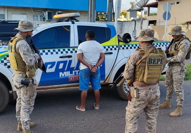 Homem identificado pelas iniciais F.A.F. de S.