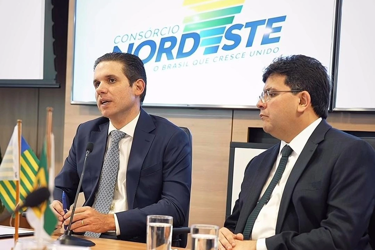 Hugo Motta e Rafael Fonteles, durante reunião do Consórcio Nordeste, nessa quinta-feira (09)