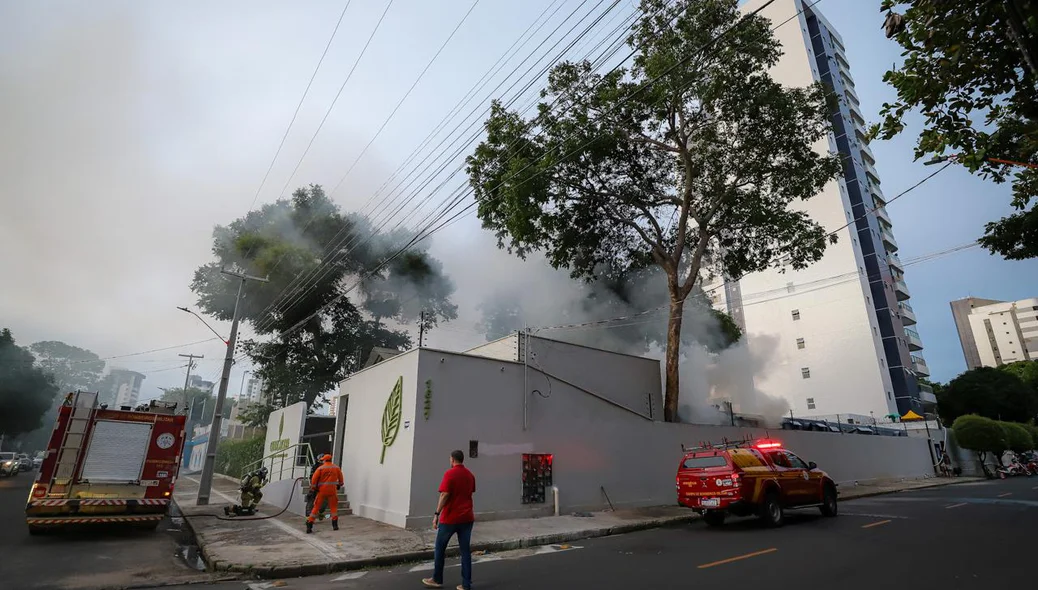 Incêndio de grande proporções no espaço Quintal Aroeira Gastronomia