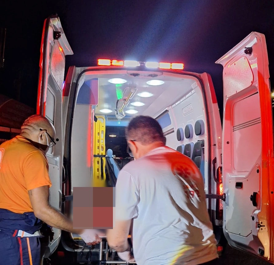 Indivíduo foi socorrido e encaminhado ao HUT