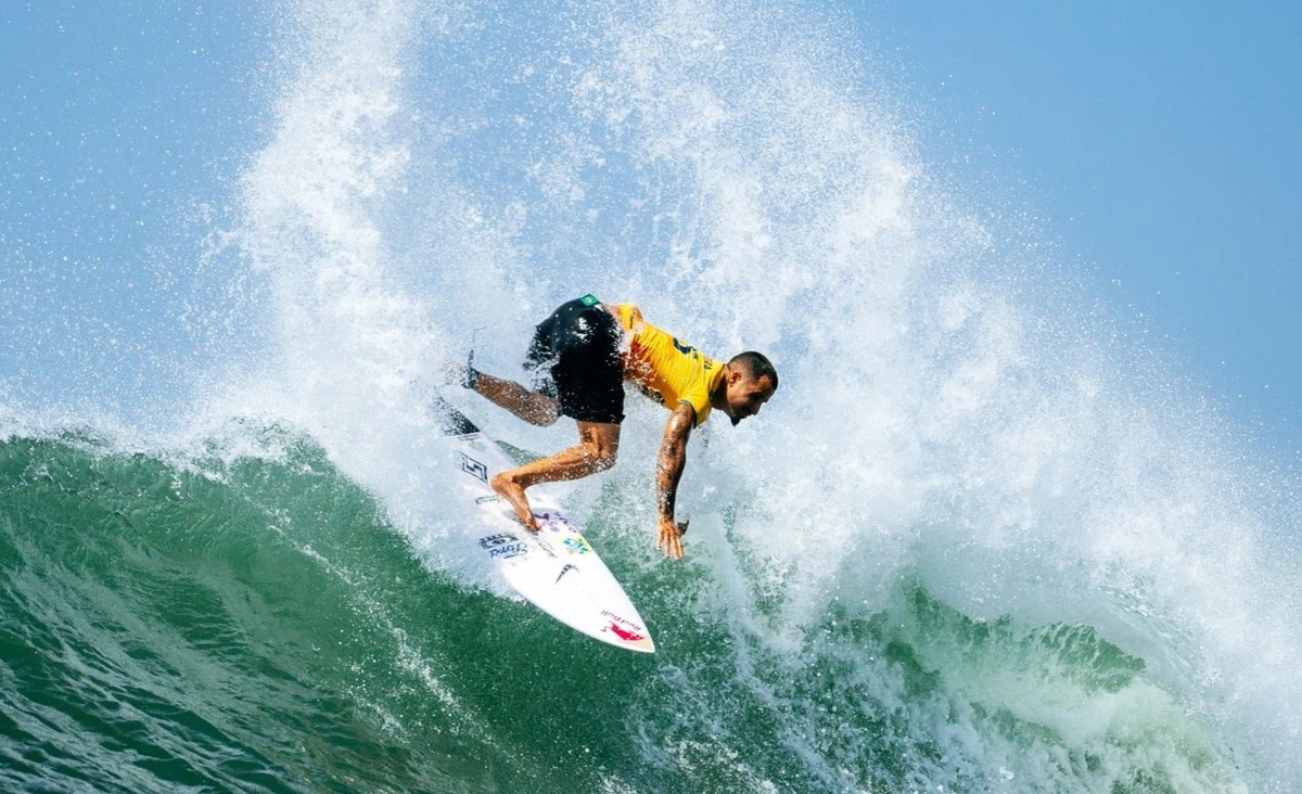 Italo Ferreira, líder da WSL