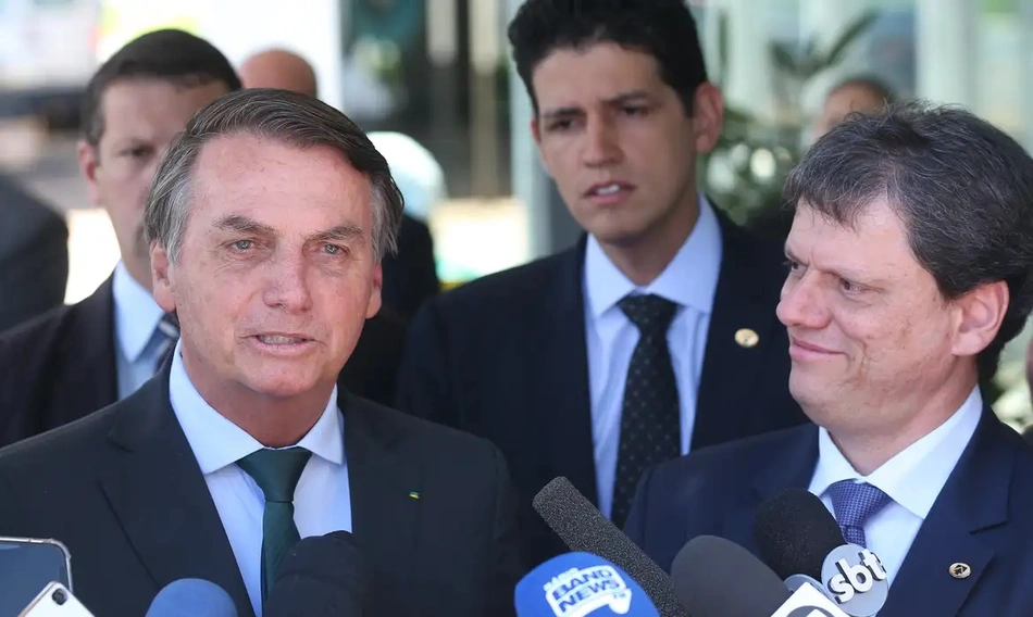 Jair Bolsonaro e Tarcísio de Freitas