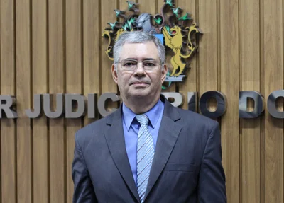 Lirton Nogueira Santos, desembargador do TJ-PI